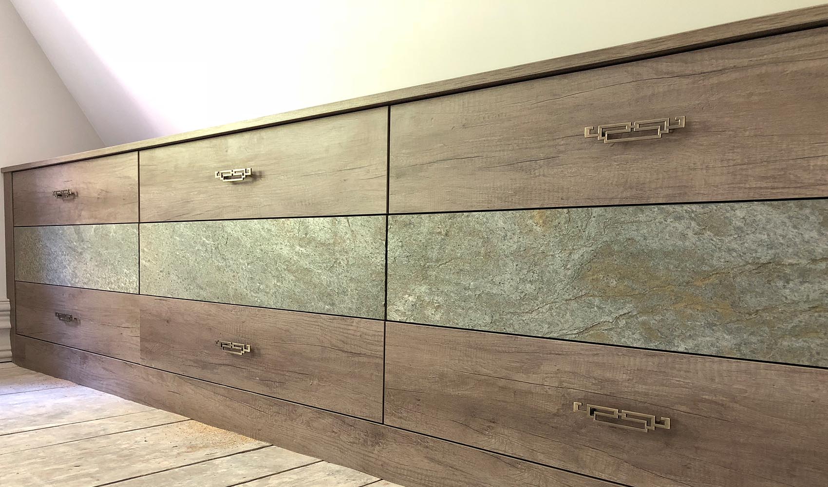 Sliced stone veneer Auro