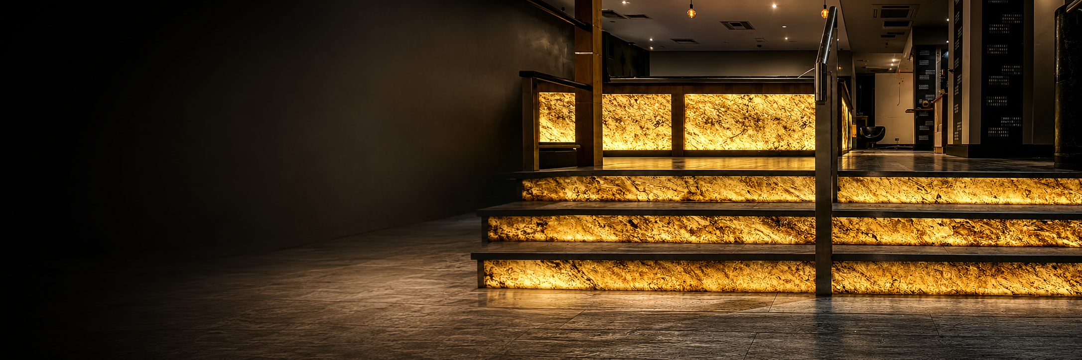 Backlit onyx steps, a Zamaratti fit-out