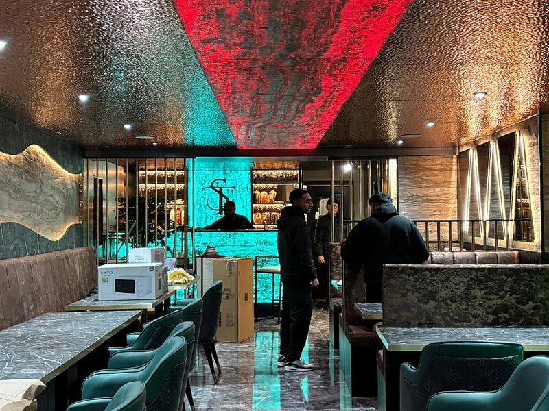 Illuminated stone ceiling